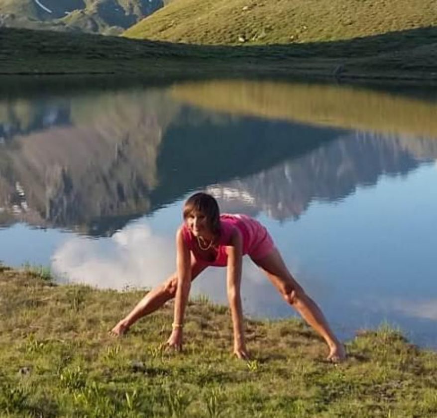 Avec Clarisse CROS STAGE YOGA LYENGAR & RANDONNÉE